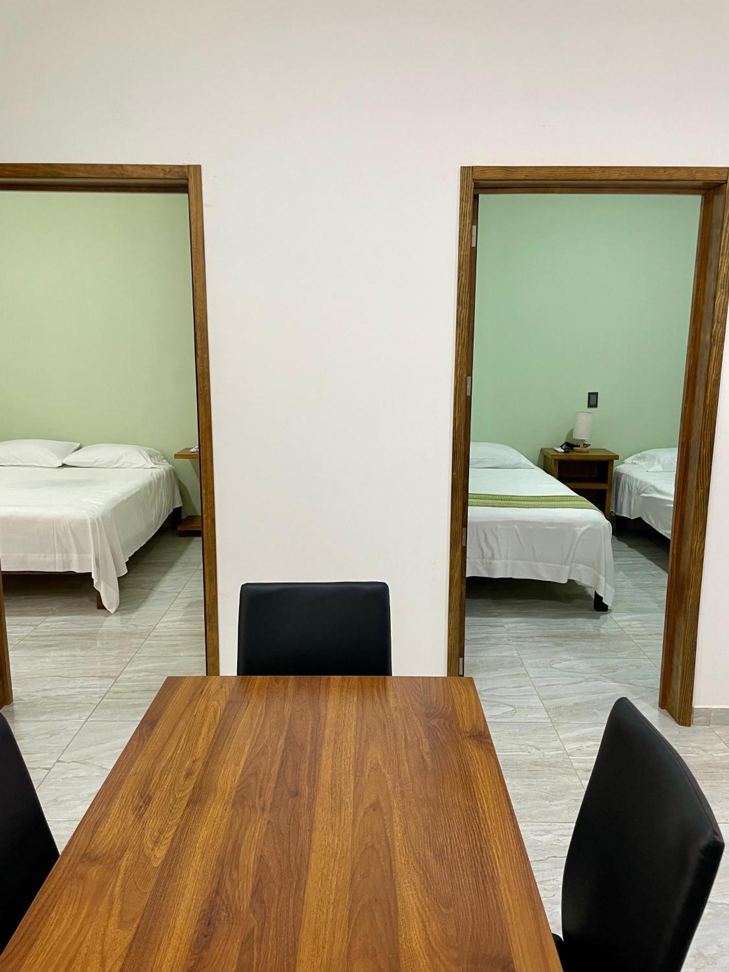 テキーラCasa Madera - Departamento 2アパートメント エクステリア 写真